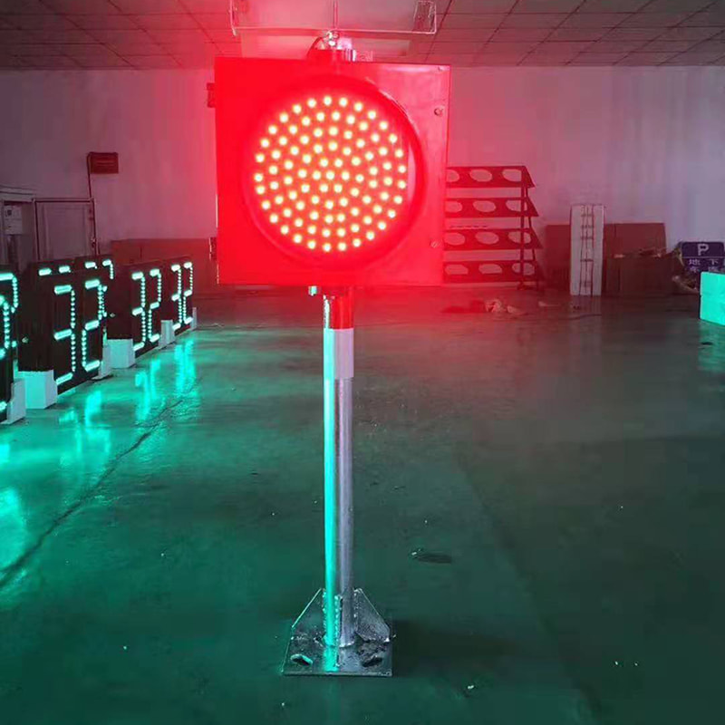 Solar Powered Yellow Flashing LED Traffic Warning Light